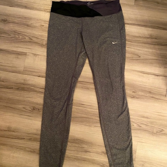 Nike Dri-Fit Leggings - Picture 1 of 1
